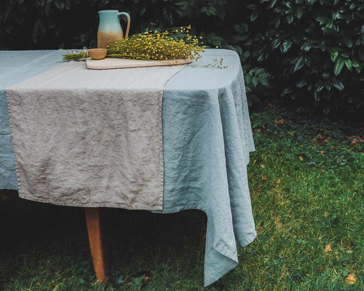 soñho Abraço Tischdecke 150 x 320 grünblau