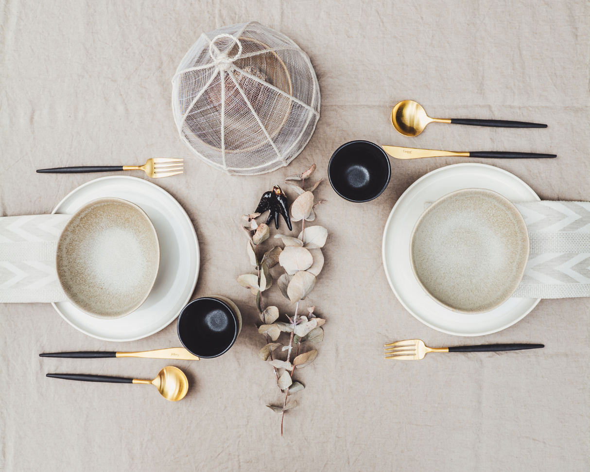 soñho Abraço Tischdecke 150 x 250 taupe