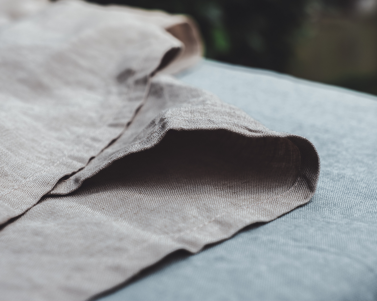 soñho Abraço Tischdecke 150 x 250 taupe