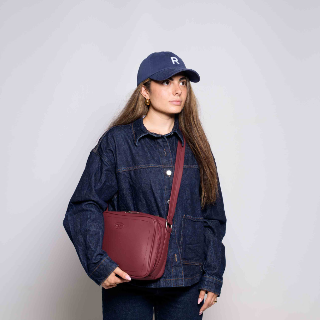 ROSSIS Aqua Nova, Cherry Red