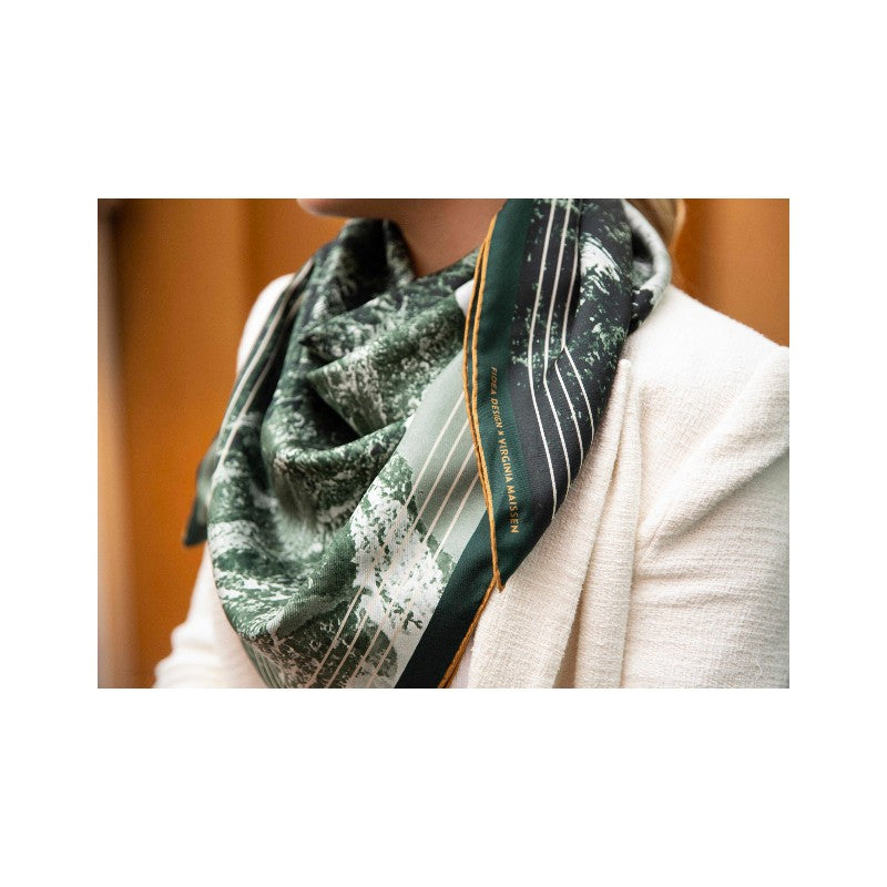 fidea Foulard, Selva