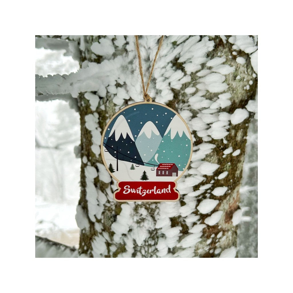 Holzdeko Anhänger Schneekugel Schweiz