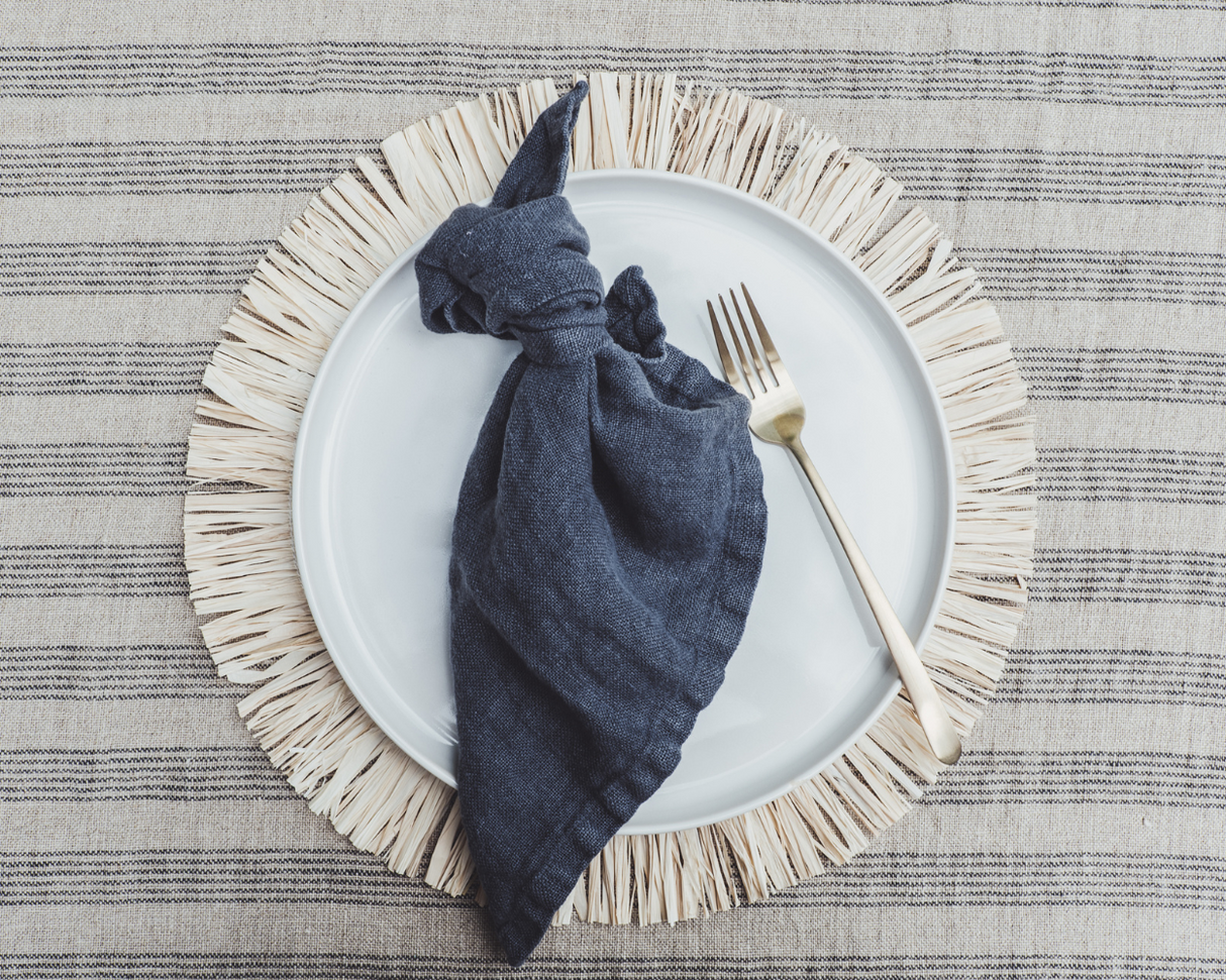 Finca - Tischdecke 160 x 260 blau gestreift mit Teller und Servietten