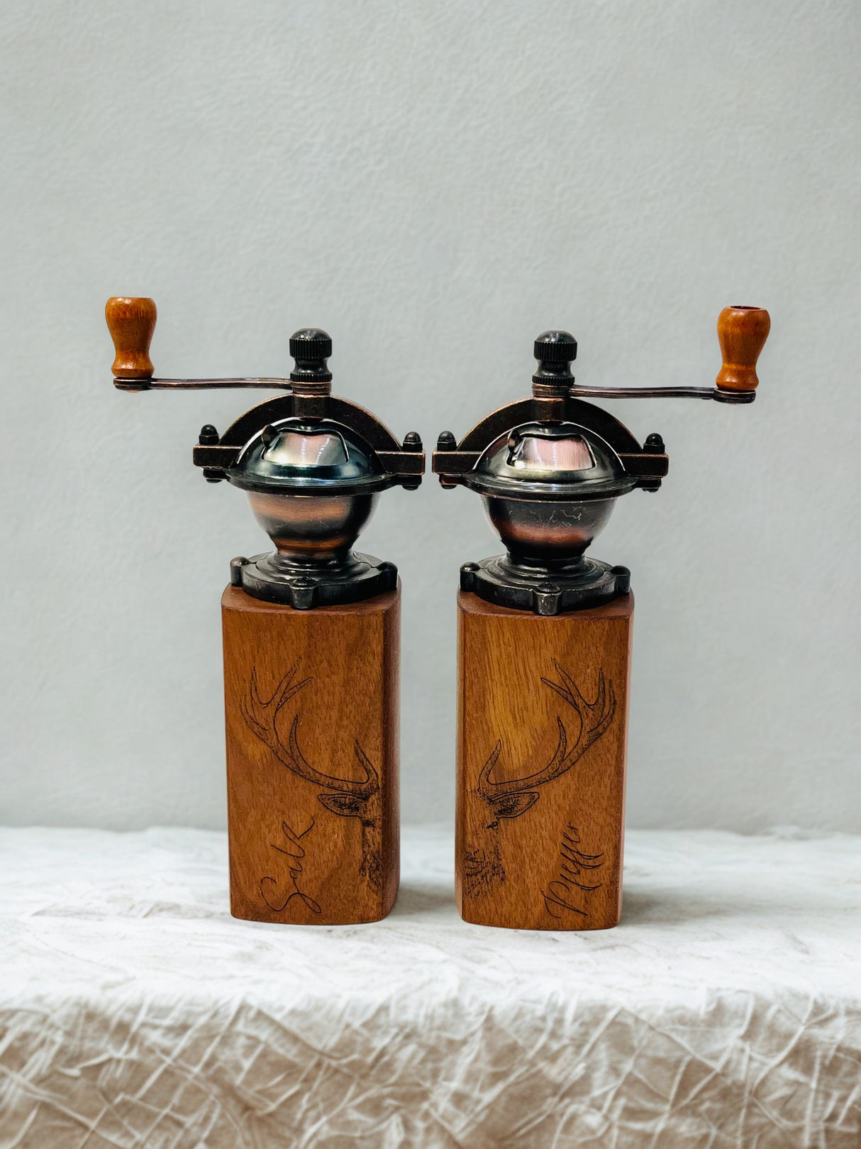 Hoizart Gewürzmühlen-Set Vintage mit Gravur, Hirsch