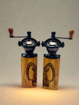 HoizArt Gewürzmühlen-Set, Vintage mit Gravur "Steinbock", Kirsche