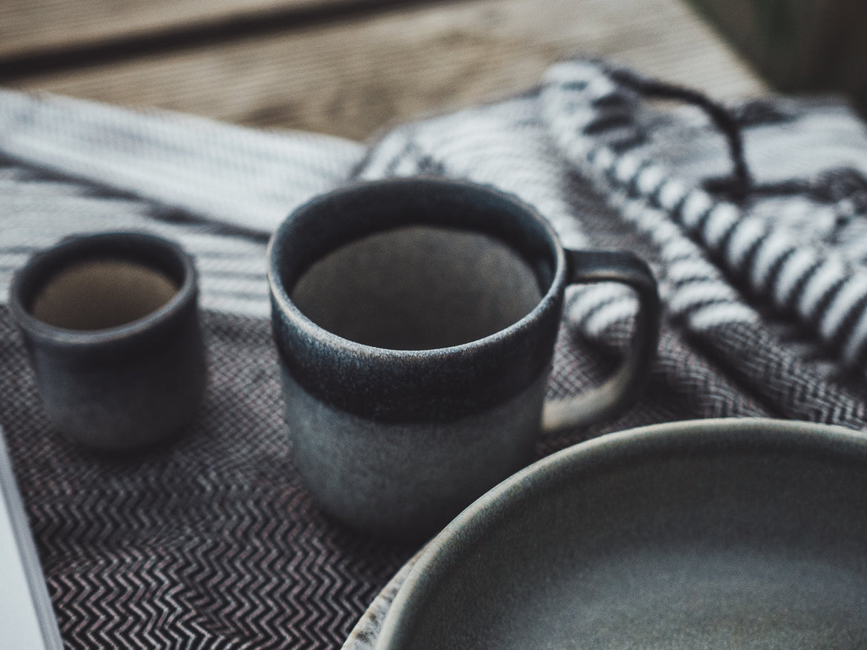 soñho Sombra Tasse grauschwarz